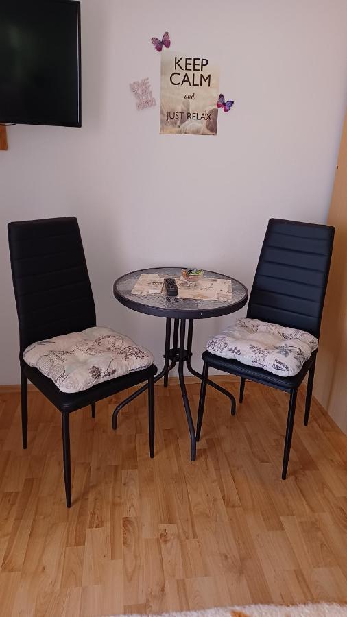 Apartmani Mary Dugi Rat Exterior foto